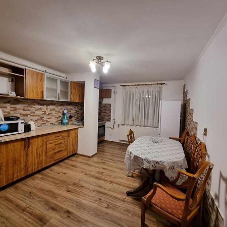 Lovely 2 Bedrooms Flat Cornelia- Central Corabia Exteriér fotografie